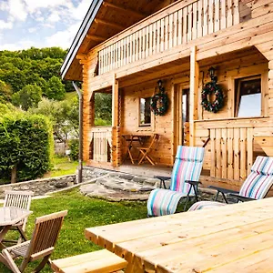 Cosy Calme Proche Valee Chalet